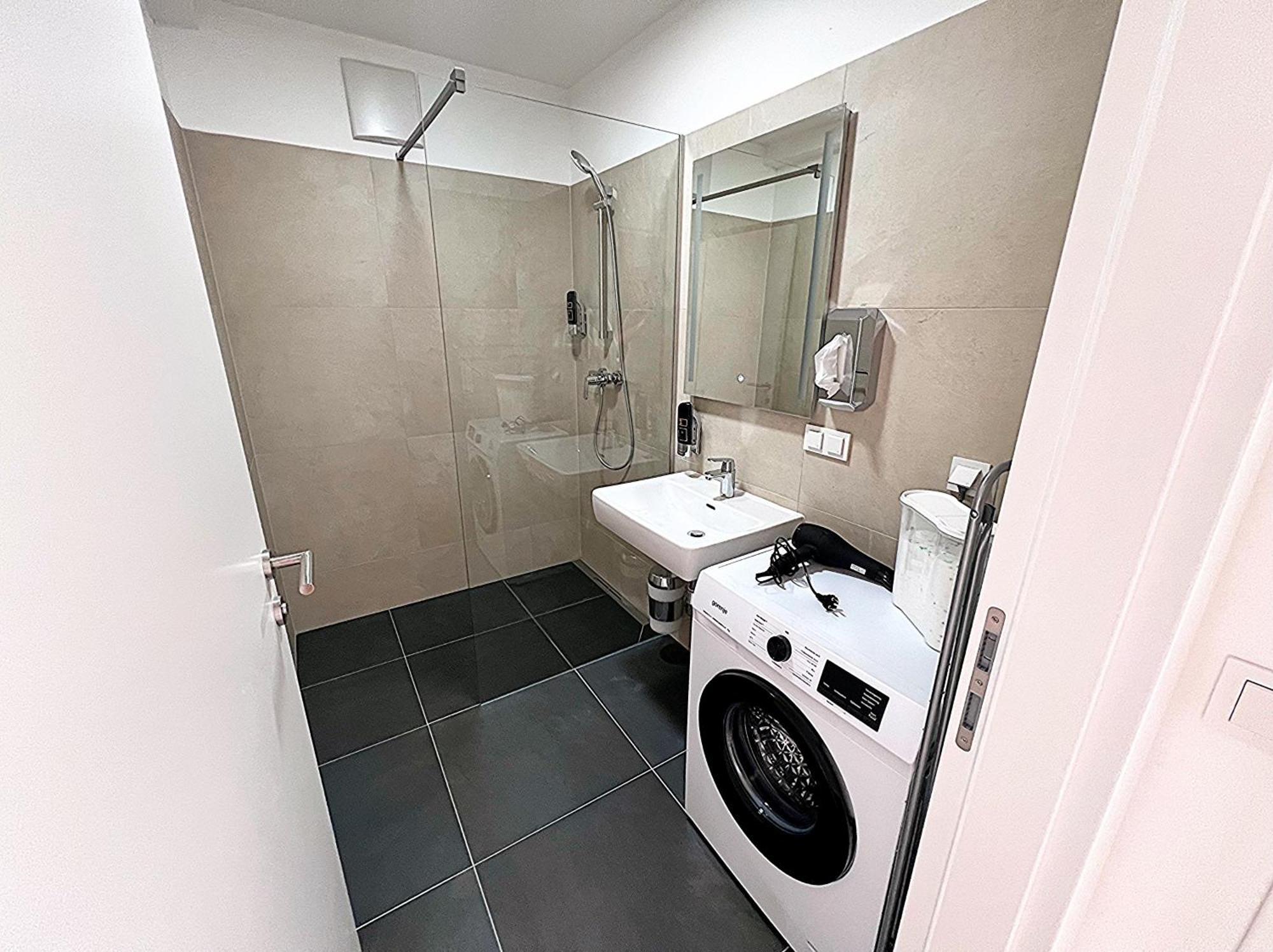 Modern, New, Next To Metro - Gg13 Apartments Wien Ngoại thất bức ảnh